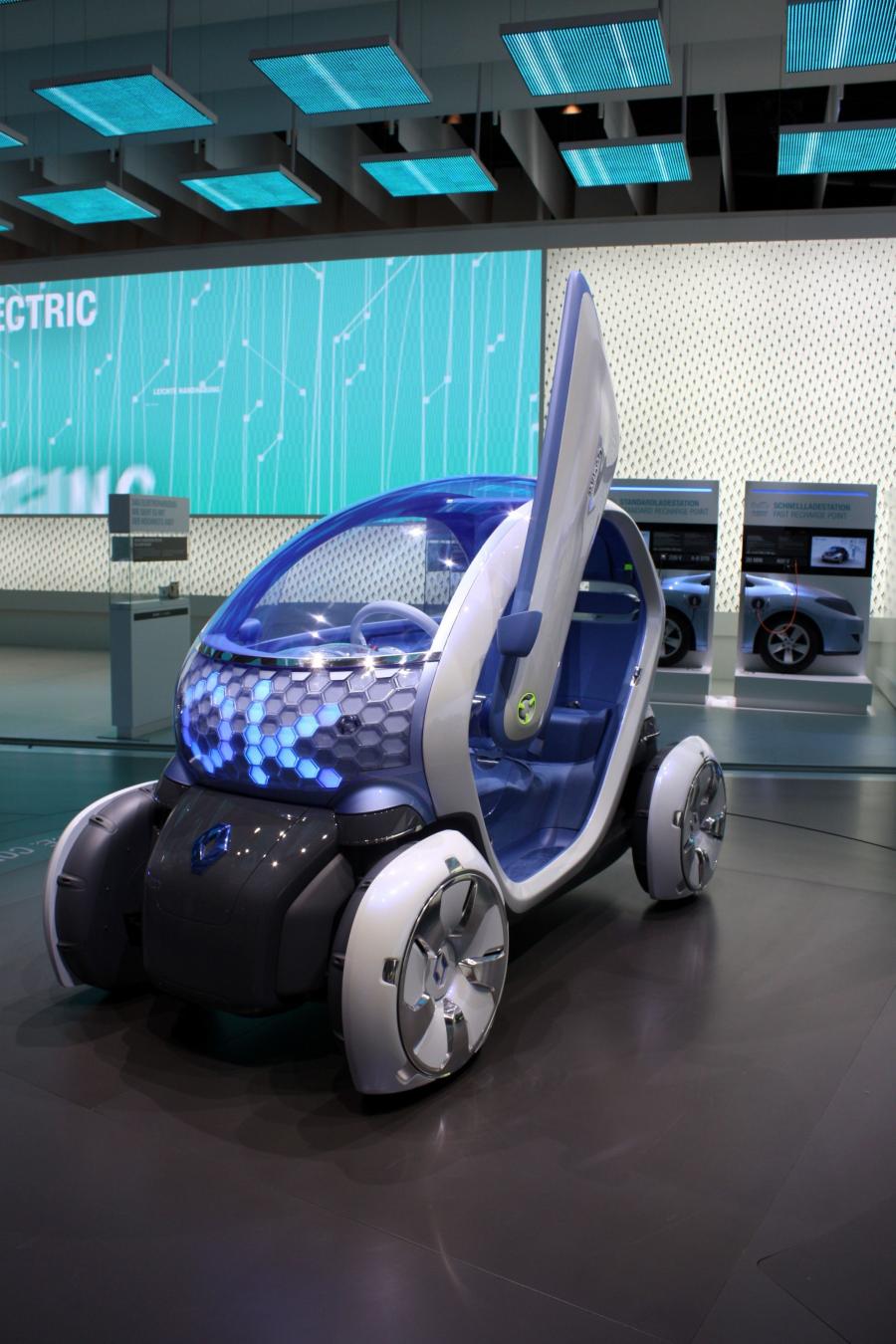  Renault Twizy Z.E. Concept 2009 года  (фото 15 из 41)